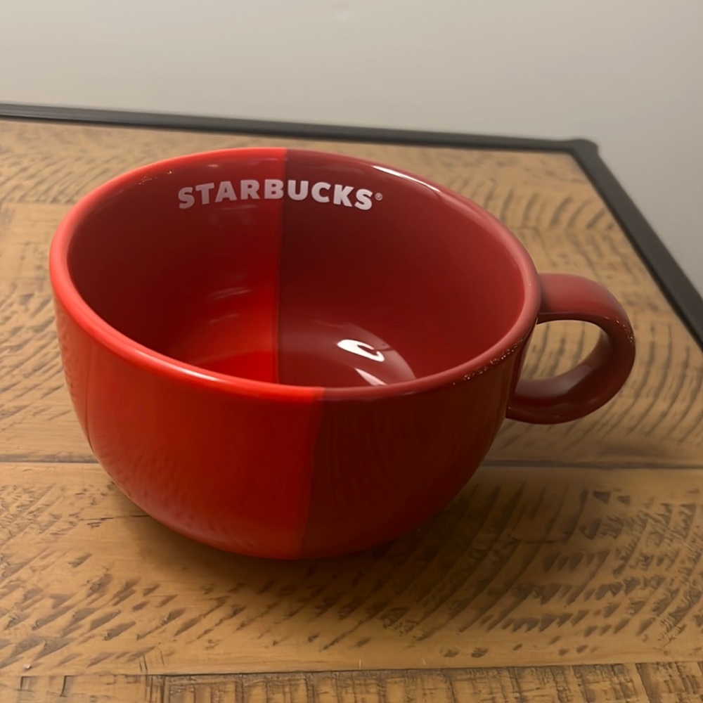 Starbucks 2021 Holiday Mug Two Toned Red ❤️☕️